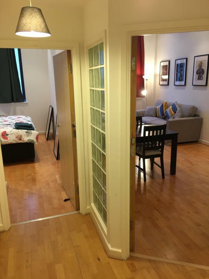 Stylish City Centre Apartment Κάρντιφ Εξωτερικό φωτογραφία