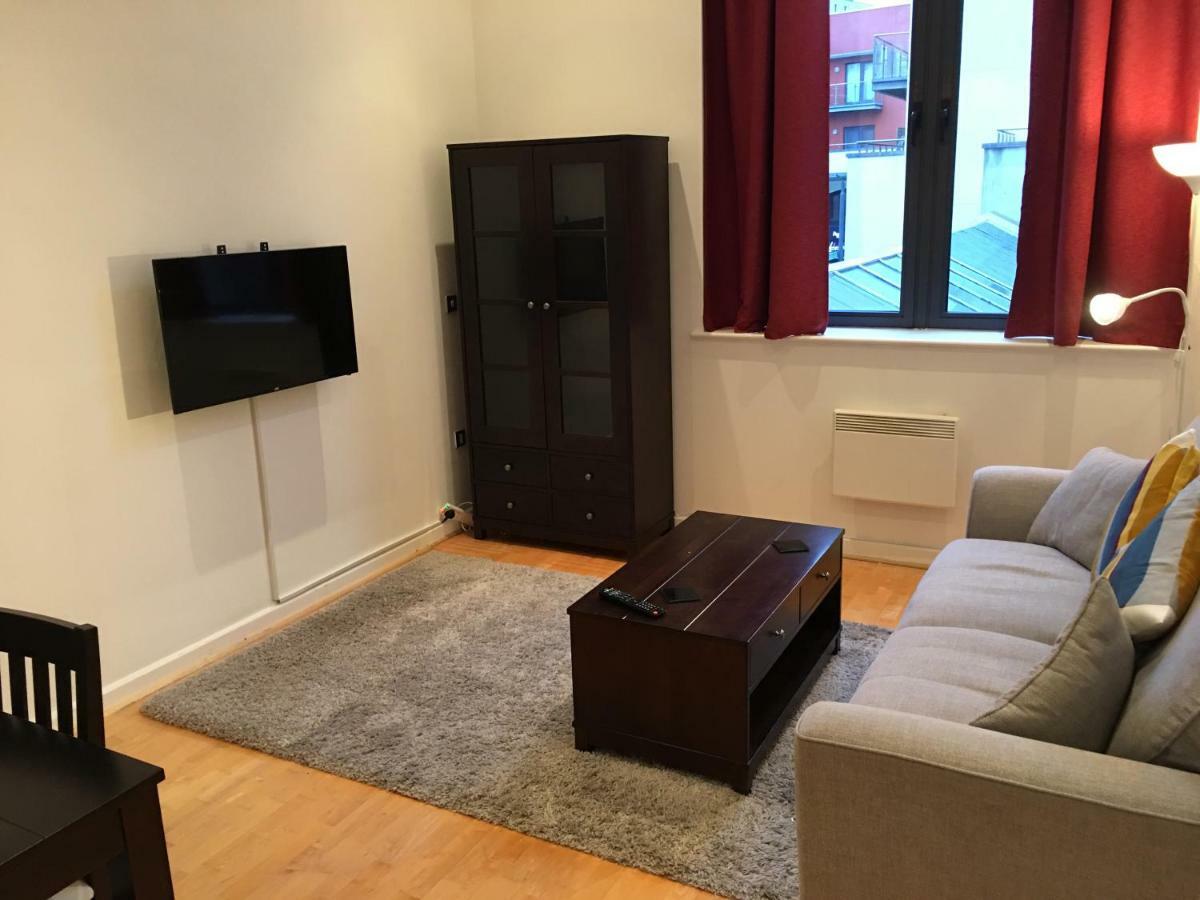 Stylish City Centre Apartment Κάρντιφ Εξωτερικό φωτογραφία