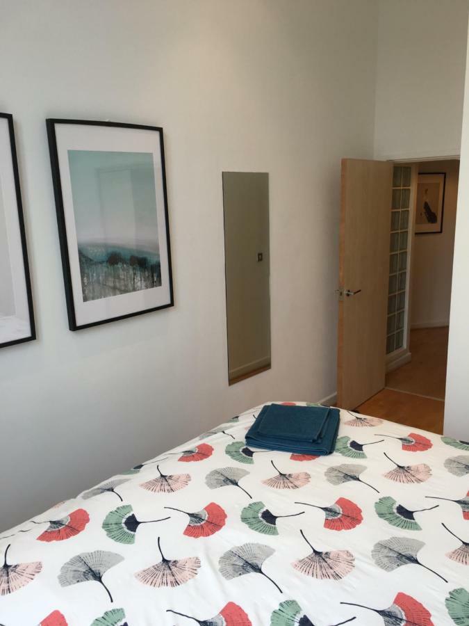 Stylish City Centre Apartment Κάρντιφ Εξωτερικό φωτογραφία